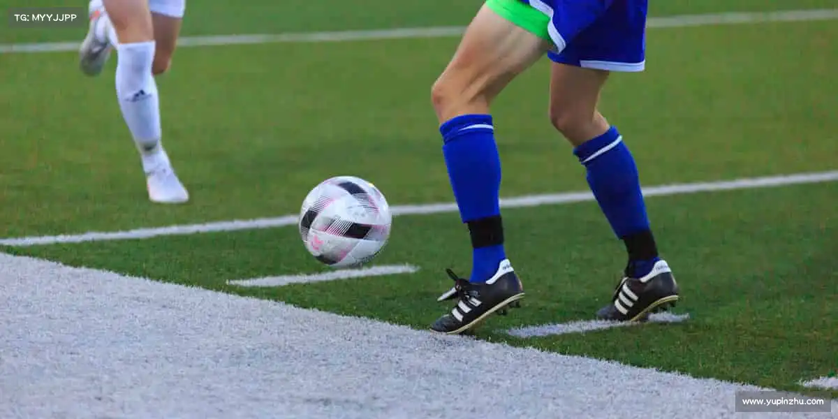 <strong>dpzx德扑之星</strong>用脚步丈量世界，用坚持定义自己！🚴